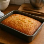 gâteau coco antillais moelleux fait maison dans une cuisine – dessert antillais traditionnel