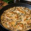 Escalopes de dinde a la creme et aux champignons