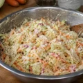 Recette coleslaw (salade de chou a l'americaine) - Facile fait maison