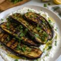 Aubergines grillées au yaourt grec - Facile fait maison