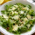 Salade de roquette parmesan pignons - Facile fait maison