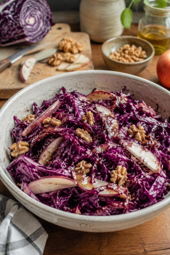 Salade de chou rouge pomme et noix - Facile fait maison