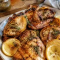 Poulet grillé mariné au citron et thym - Facile fait maison