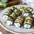 Rouleaux d'aubergines au fromage frais - Facile fait maison