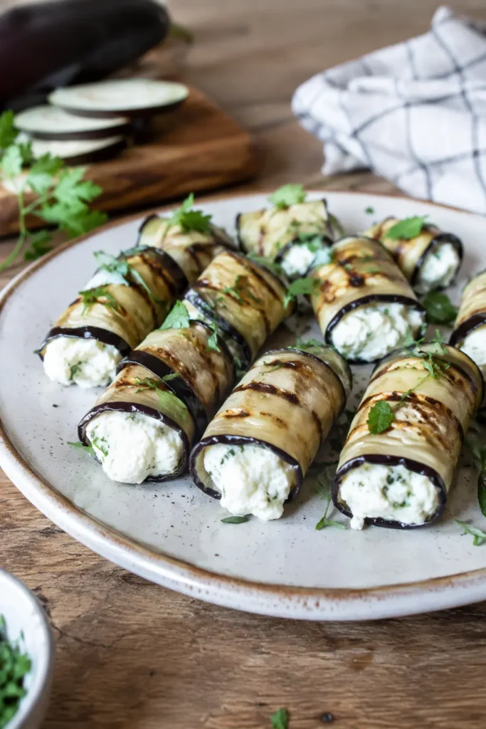 Rouleaux d'aubergines au fromage frais - Facile fait maison